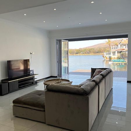 Vila Twenty One Southwinds Hartbeespoort Exteriér fotografie