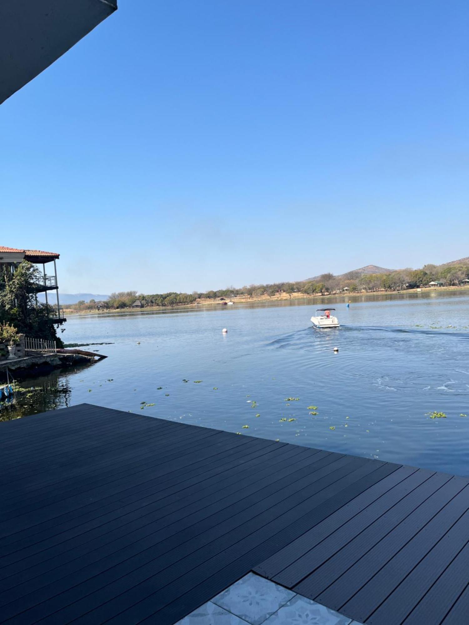 Vila Twenty One Southwinds Hartbeespoort Exteriér fotografie